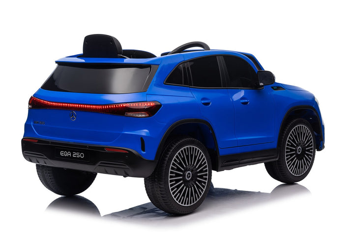 Kids Ride on Blue Mercedes
