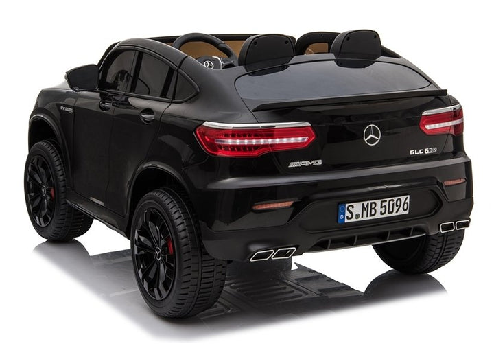 RIDE ON KIDS CAR FOR 2 TODDLERS