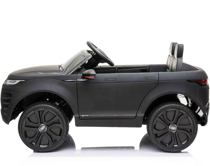 matt black range rover Evoque