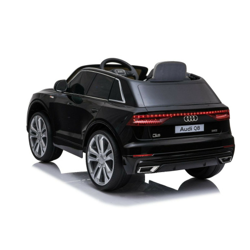 AUDI Q8 KIDS CAR BLACK 3