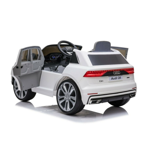 AUDI Q8 KIDS CAR WHITE 8