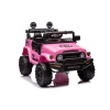 Girls rid eon Jeep