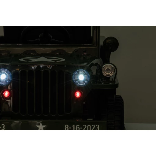 Classic Willys Jeep kids' electric vehicle, multi-terrain tyres